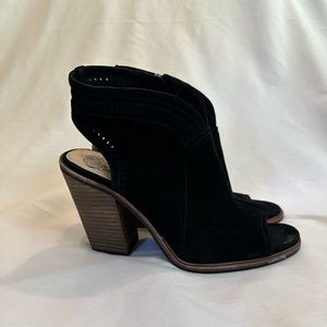 Vince Camuto open toe booties size 9
